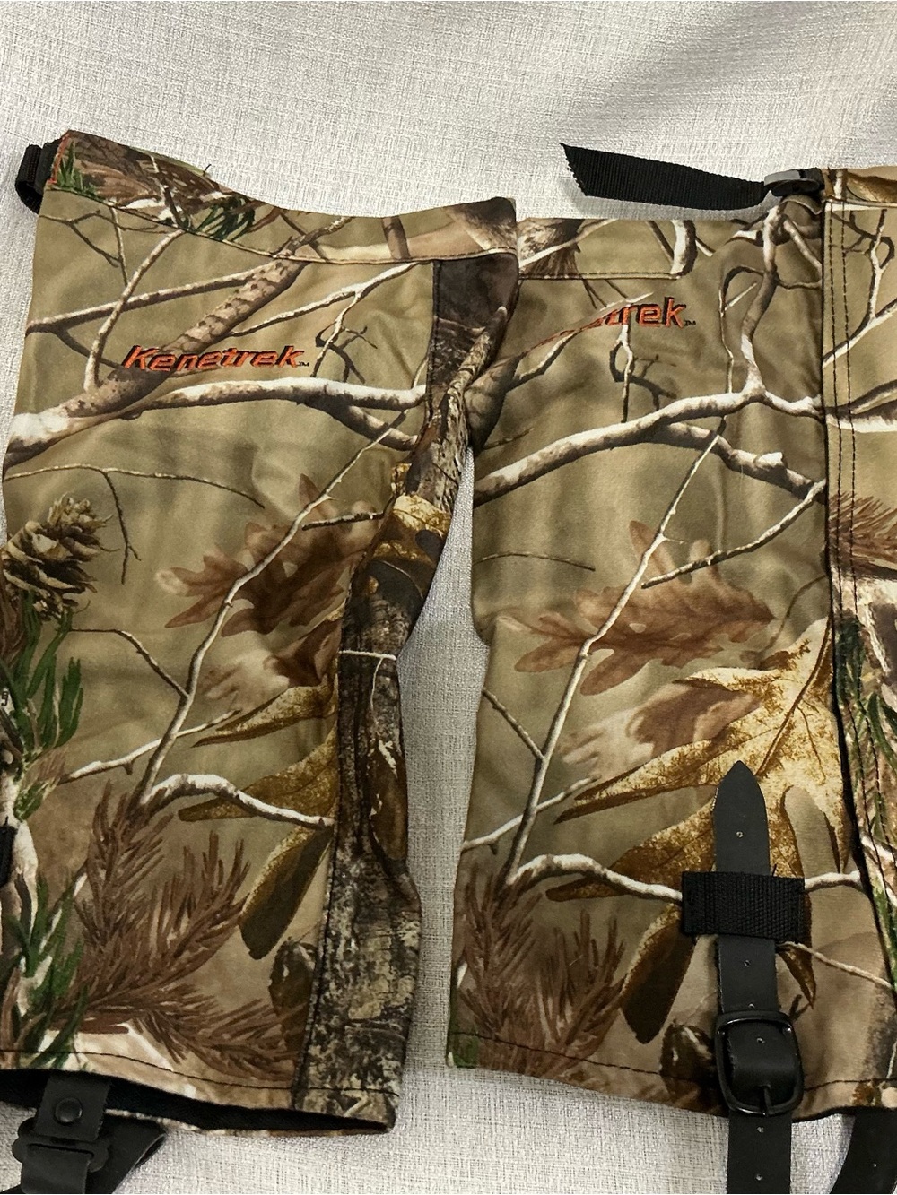 Kenetrek Waterproof Hunting Gaiters Medium Realtree Camo Boot Footwear Covers